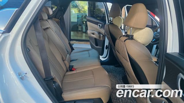 Kia Sorento 2024 — Фото 10/14