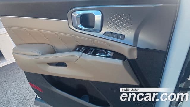 Kia Sorento 2024 — Фото 13/14
