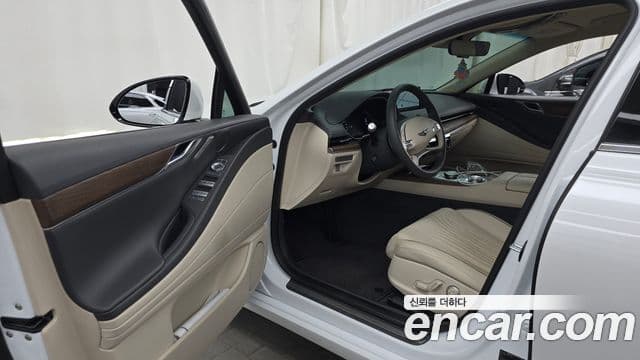 Genesis G80 2023 — Photo 27/30