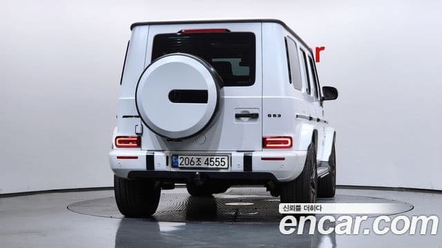 Mercedes-Benz G-Class 2022 — Photo 9/20