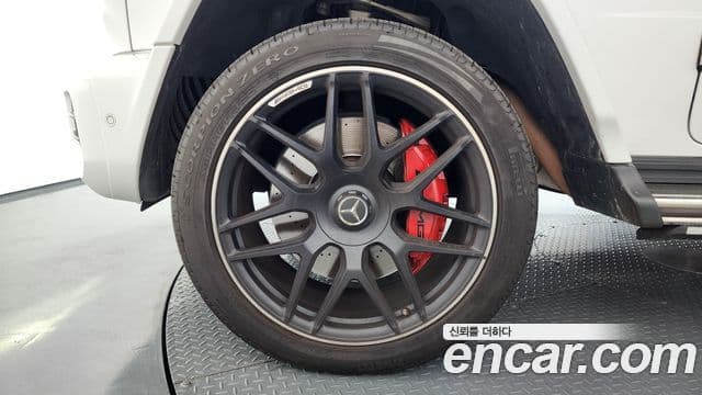 Mercedes-Benz G-Class 2022 — Photo 17/20