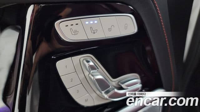 Mercedes-Benz G-Class 2022 — Photo 8/20
