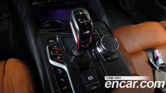 BMW M5 2018 — Photo 16/32