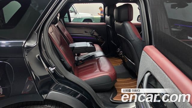 Land Rover Range Rover Sport 2023 — ფოტო 7/20