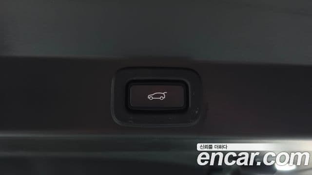 Land Rover Range Rover Sport 2023 — ფოტო 14/20