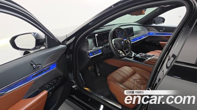 BMW i7 2024 — Photo 11/20
