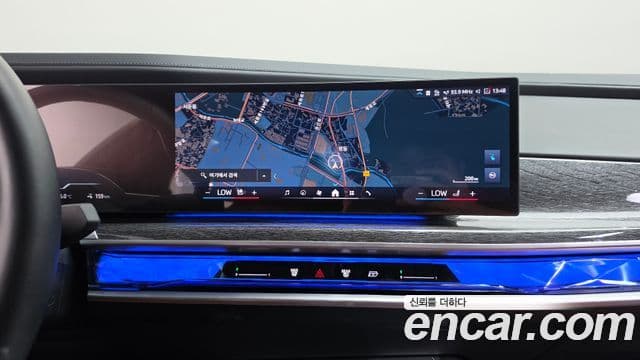 BMW i7 2024 — Photo 1/20