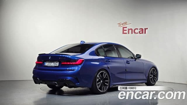 BMW 3 Series 2019 — Şəkil 11/32