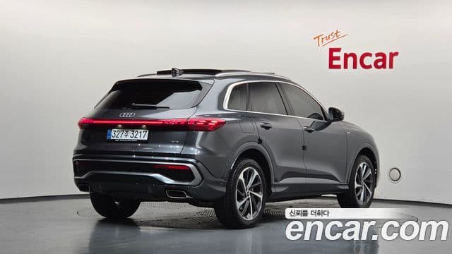 Audi Q5 2025 — Photo 26/34