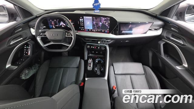 Audi Q5 2025 — Photo 23/34