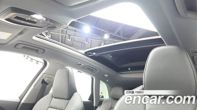 Audi Q5 2025 — Photo 5/34