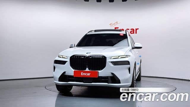 BMW X7 2023 — Photo 5/20