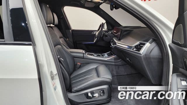 BMW X7 2023 — Photo 4/20