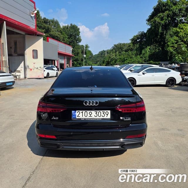 Audi A6 2023 — Şəkil 9/20