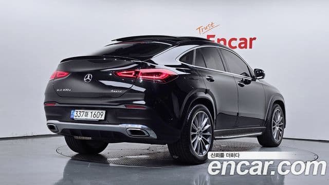 Mercedes-Benz GLE-Class 2023 — Photo 15/20