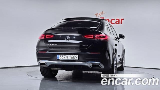 Mercedes-Benz GLE-Class 2023 — Photo 13/20