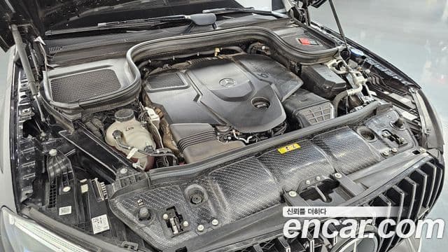 Mercedes-Benz GLE-Class 2023 — Photo 8/20