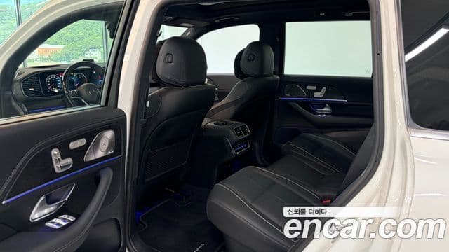 Mercedes-Benz GLS-Class 2025 — Photo 19/20