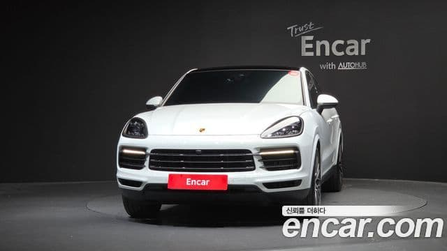 Porsche Cayenne 2021 — Photo 7/34