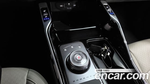 Kia Sorento 2025 — Фото 9/20