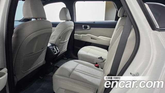 Kia Sorento 2025 — Фото 11/20