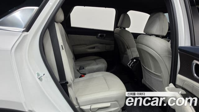 Kia Sorento 2025 — Фото 12/20