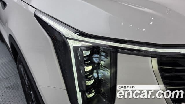 Kia Sorento 2025 — Şəkil 14/35