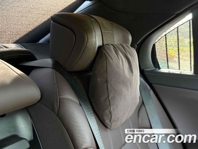 BMW 7 Series 2022 — Photo 12/20