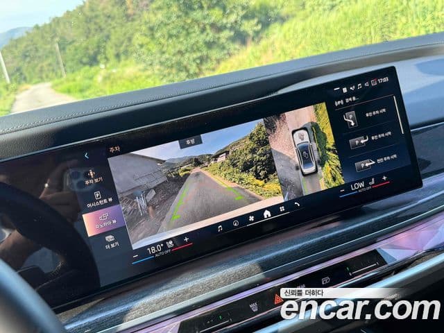 BMW 7 Series 2022 — Photo 13/20