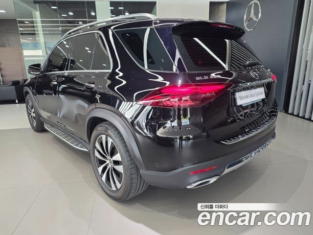 Mercedes-Benz GLE-Class 2025 — Photo 14/20