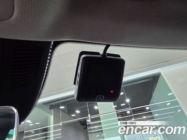 Mercedes-Benz GLE-Class 2025 — Photo 3/20