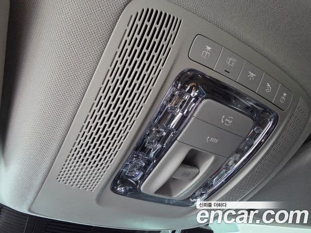 Mercedes-Benz GLE-Class 2025 — Photo 2/20