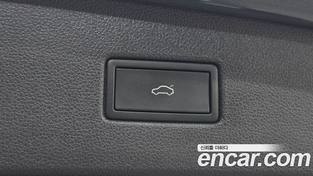 Volkswagen Tiguan 2024 — Şəkil 26/30
