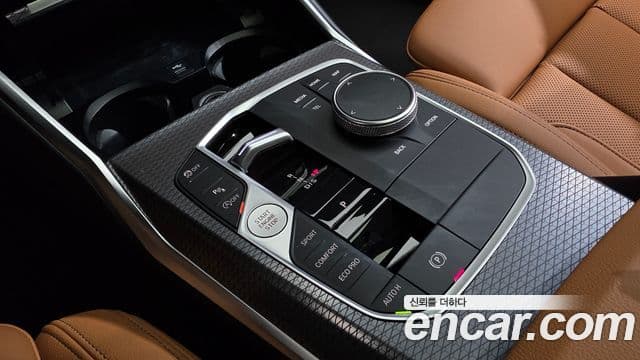 BMW 3 Series 2025 — Photo 9/20