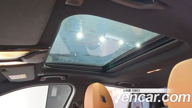 BMW 3 Series 2025 — Photo 19/20