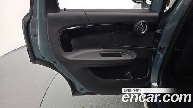 Mini Cooper Countryman 2024 — ფოტო 27/33