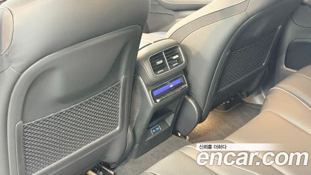 Mercedes-Benz GLE-Class 2026 — Photo 18/20