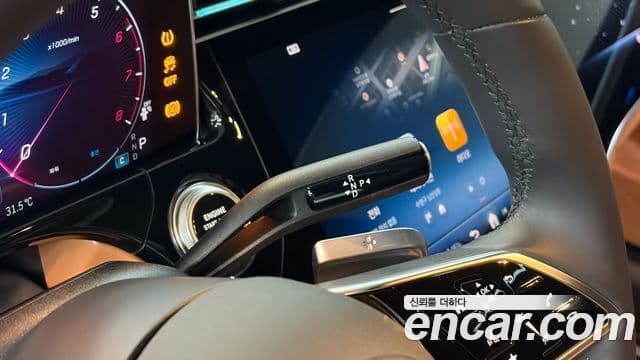 Mercedes-Benz E-Class 2024 — Photo 5/20