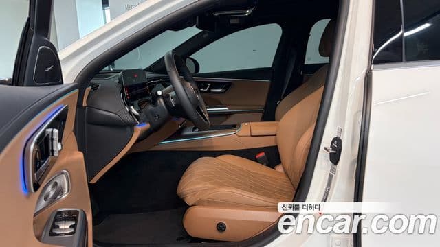 Mercedes-Benz E-Class 2024 — Photo 19/20