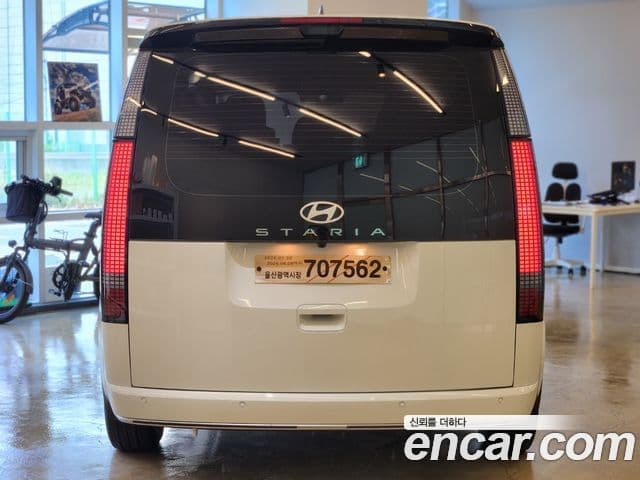 Hyundai Staria 2026 — ფოტო 1/20