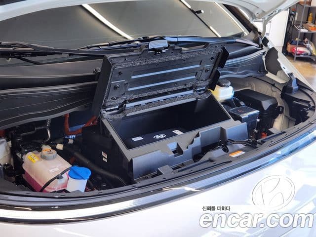 Hyundai Staria 2026 — ფოტო 19/20