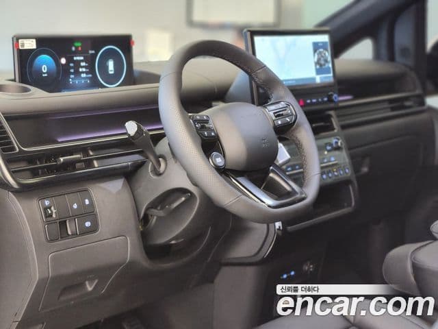 Hyundai Staria 2026 — ფოტო 4/20