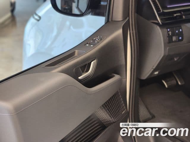 Hyundai Staria 2026 — ფოტო 20/20