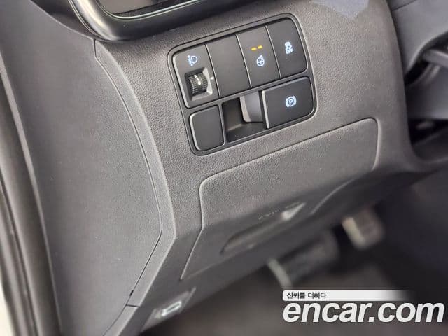 Hyundai Staria 2026 — ფოტო 9/20