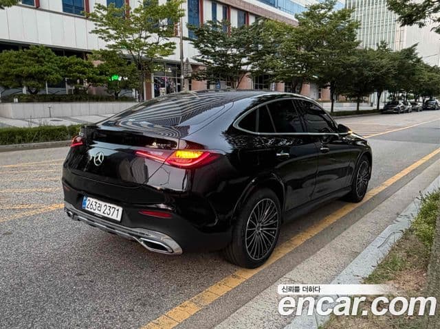 Mercedes-Benz GLC-Class 2026 — Photo 4/11