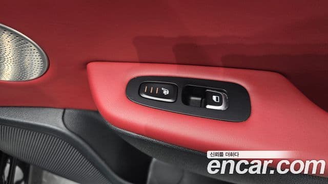 Kia Stinger 2019 — Фото 19/20
