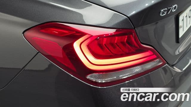 Genesis G70 2019 — Şəkil 29/36