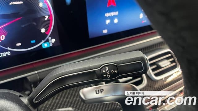 Mercedes-Benz GLE-Class 2025 — Photo 19/20
