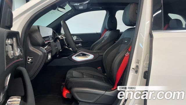 Mercedes-Benz GLE-Class 2025 — Photo 6/20