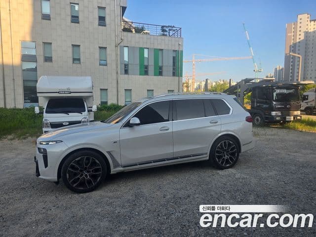 BMW X7 2026 — Şəkil 5/12